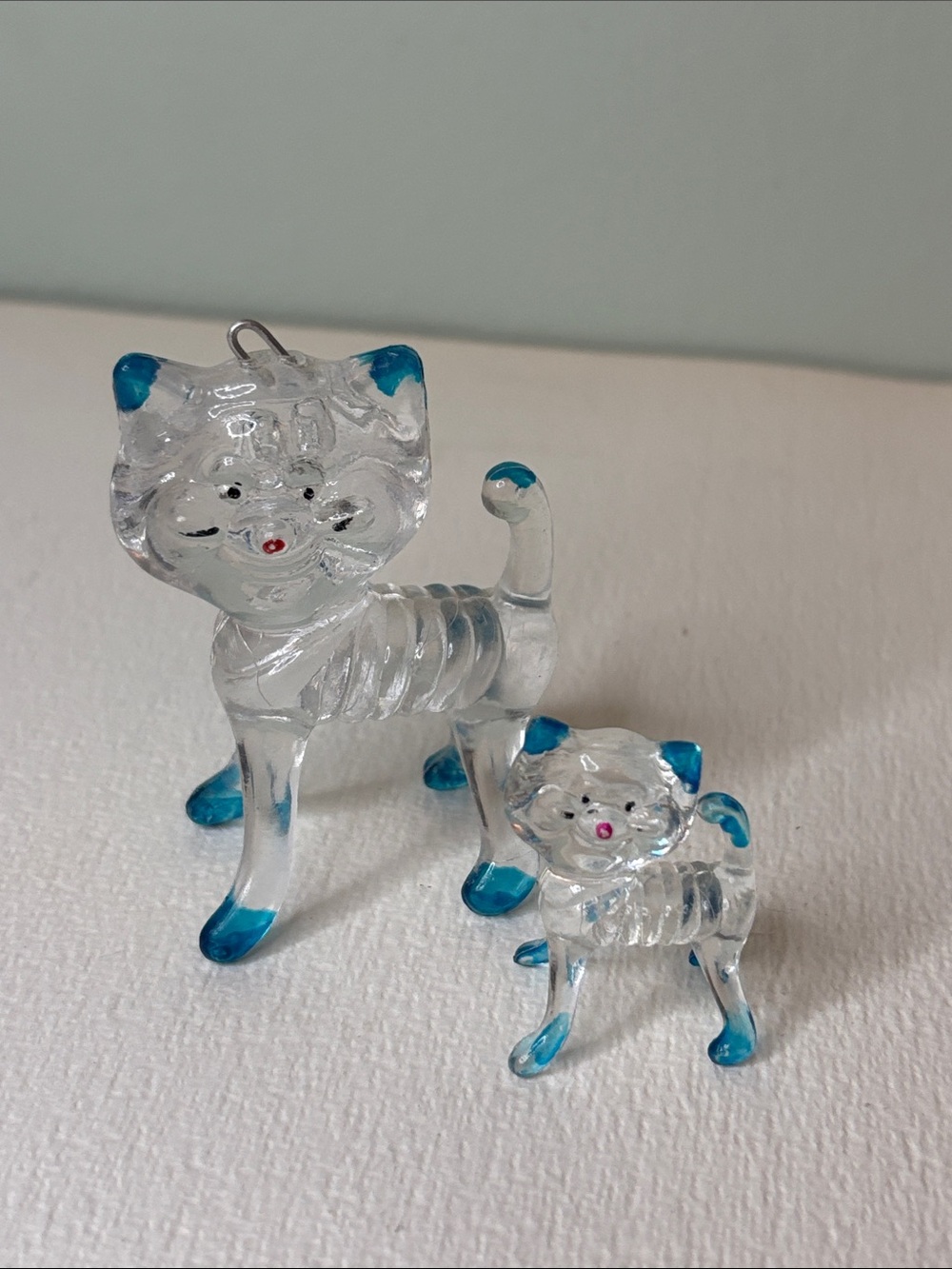 Vintage Lucite Plastic Cat and Kitten Figurine